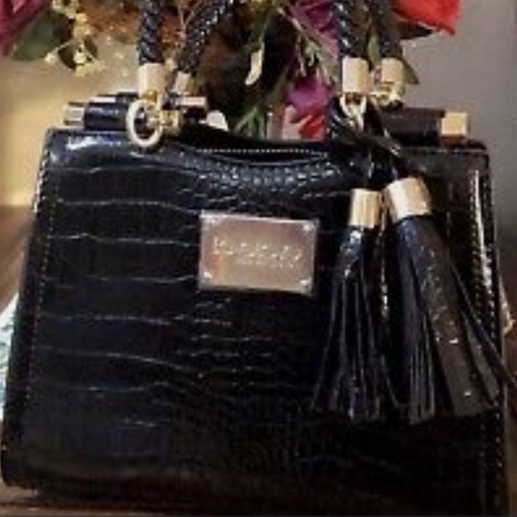 TRULY A PERFECT BAG!!!!! By BEBE - Picture 4 of 8
